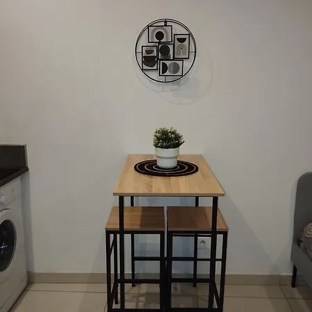 Hypercentre Proche Gare Sncf, Port, Plage, Marche Provencal - Wifi Appartement *